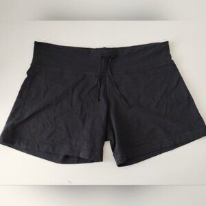 Lululemon Shorts Womens Size 14 Black Wide Waistband Mid Rise Comfy Athletic